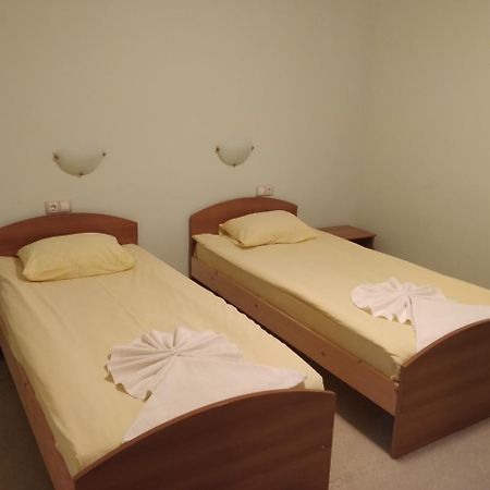 Hotel Restaurant Popini Laki Jagodina Kültér fotó