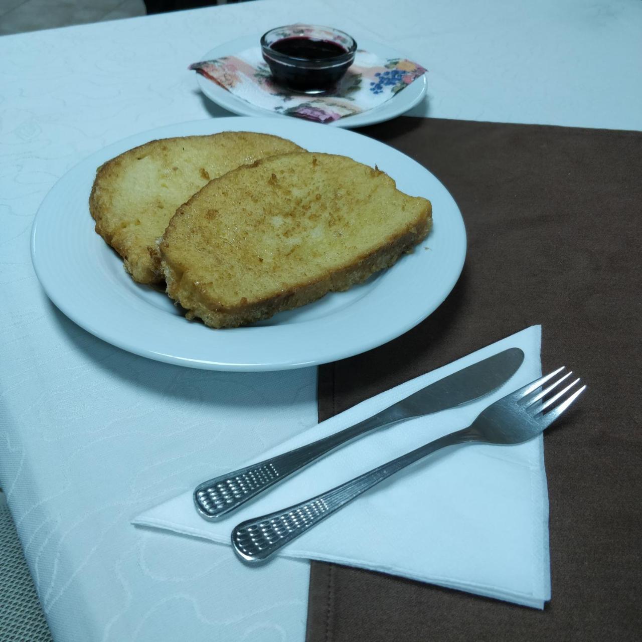 Hotel Restaurant Popini Laki Jagodina Kültér fotó