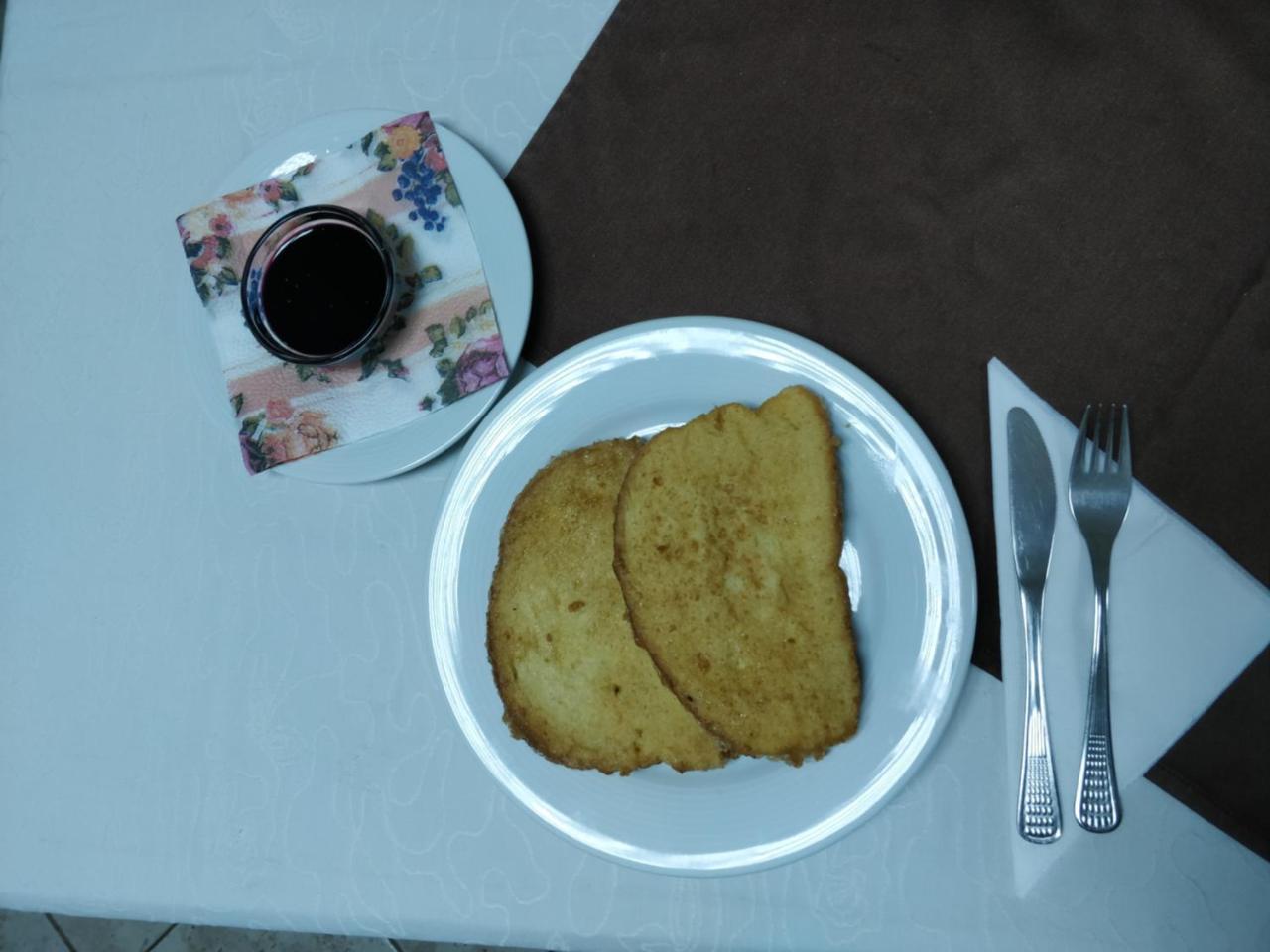 Hotel Restaurant Popini Laki Jagodina Kültér fotó